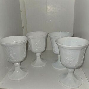 Vintage 4 pc Indiana Colony HARVEST Grape White Milk Glass 5 1/4" Goblets